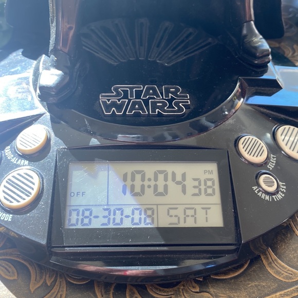 Star Wars 2012 Lucas Films Darth Vader Alarm Clock - Picture 3 of 4